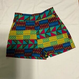 Women’s D’IYANU Colorful Cotton Shorts With Side Zipper and Pockets.